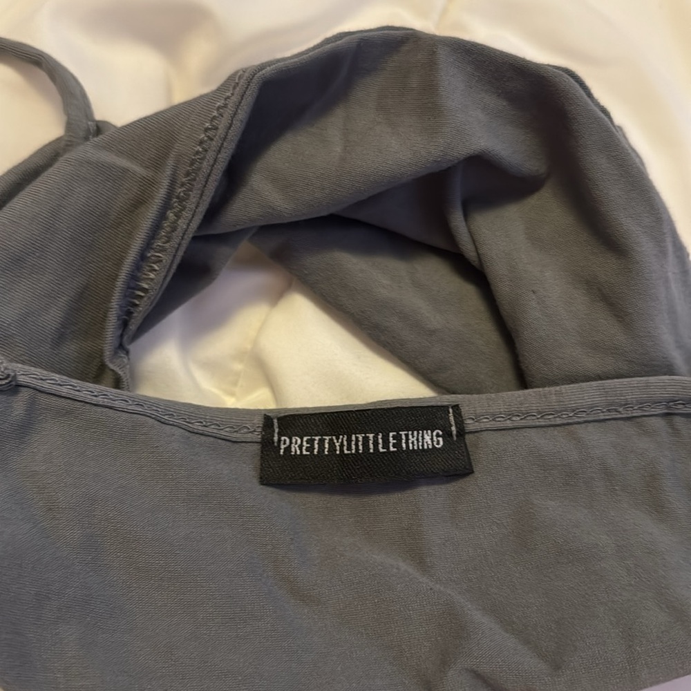 PrettyLittleThing CHARCOAL GREY JERSEY SQUARE NECK CROP TOP Size 4 - Picture 4 of 4